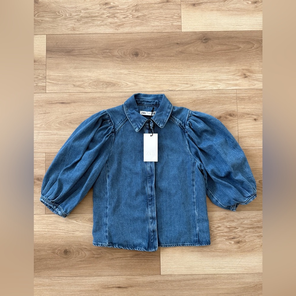 Women’s ZARA Blue Denim Top MEDIUM